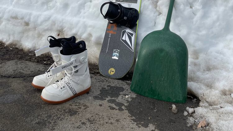 Ski & Snowboard Boots