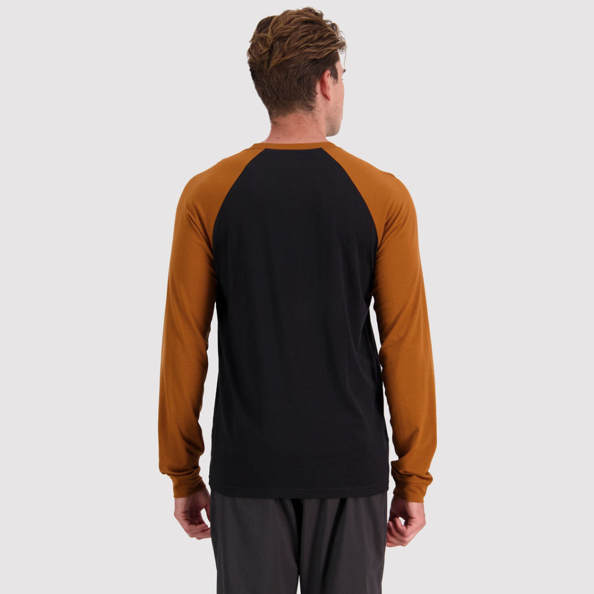 Mons Royale - Men's Icon Raglan - Black / Copper