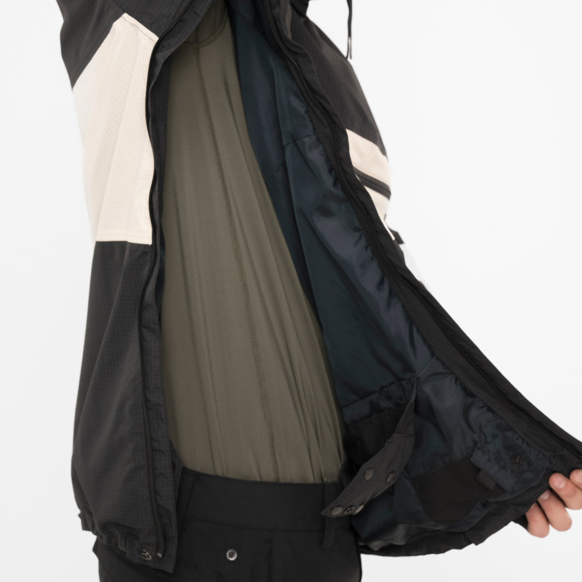 Armada - Men's Salisbury 2L Anorak - Black / Natural