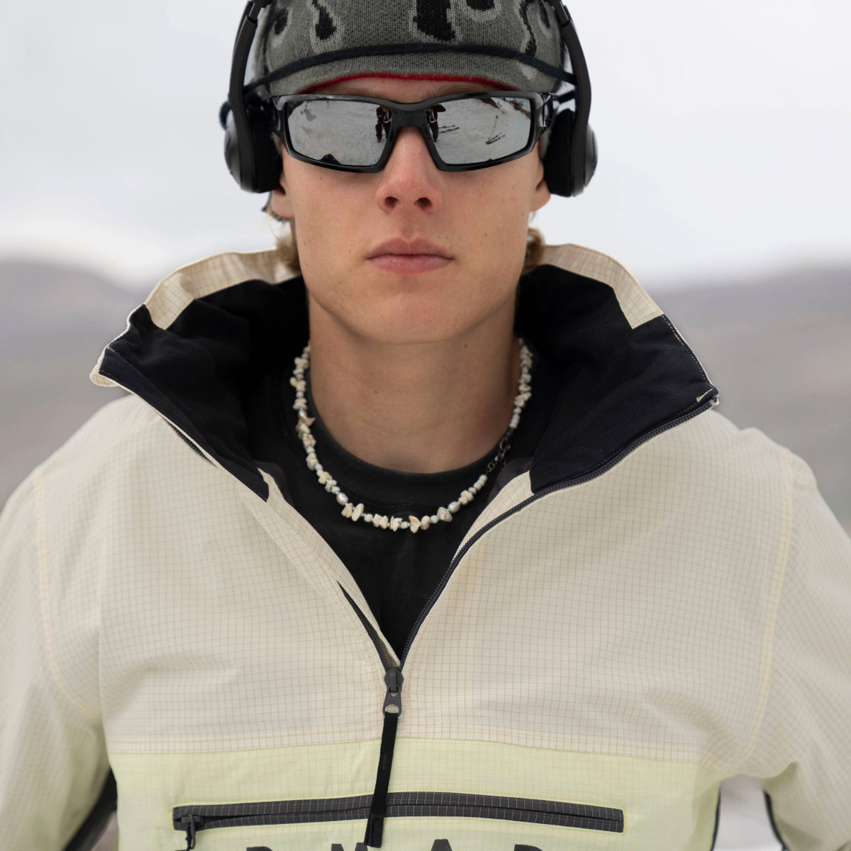Armada (Sample) - Men's Salisbury 2L Anorak - Cream/Anthracite/Lume