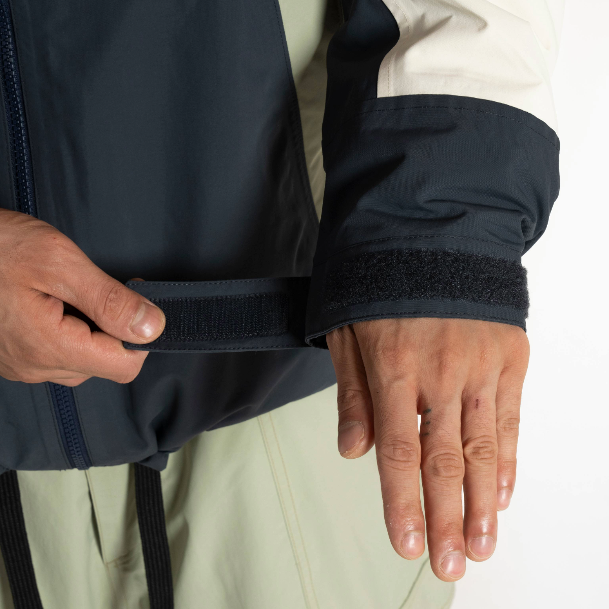 Armada (Sample) - Men's Sarin 2L Insulated Jacket - Indigo/Cream/Macha