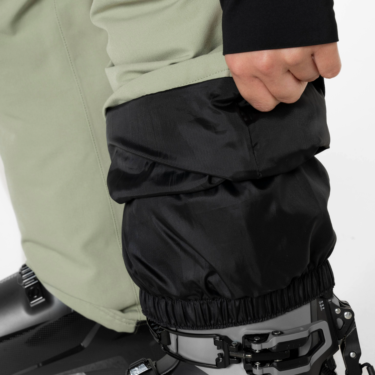 Armada (Sample) - Women's Mula 2L Insulated Pant - Macha