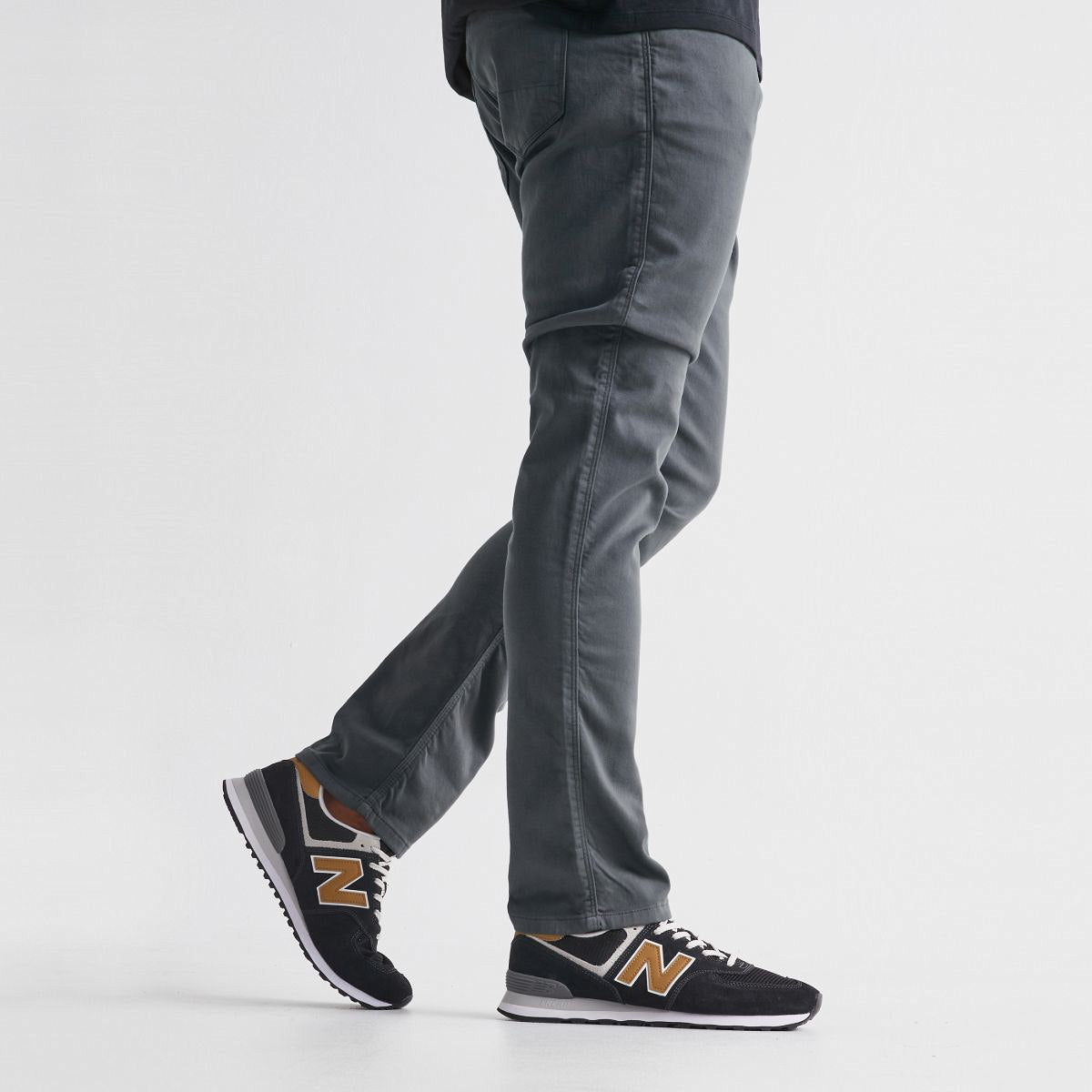 Duer - Men's No Sweat Pant Relaxed Taper - Gull