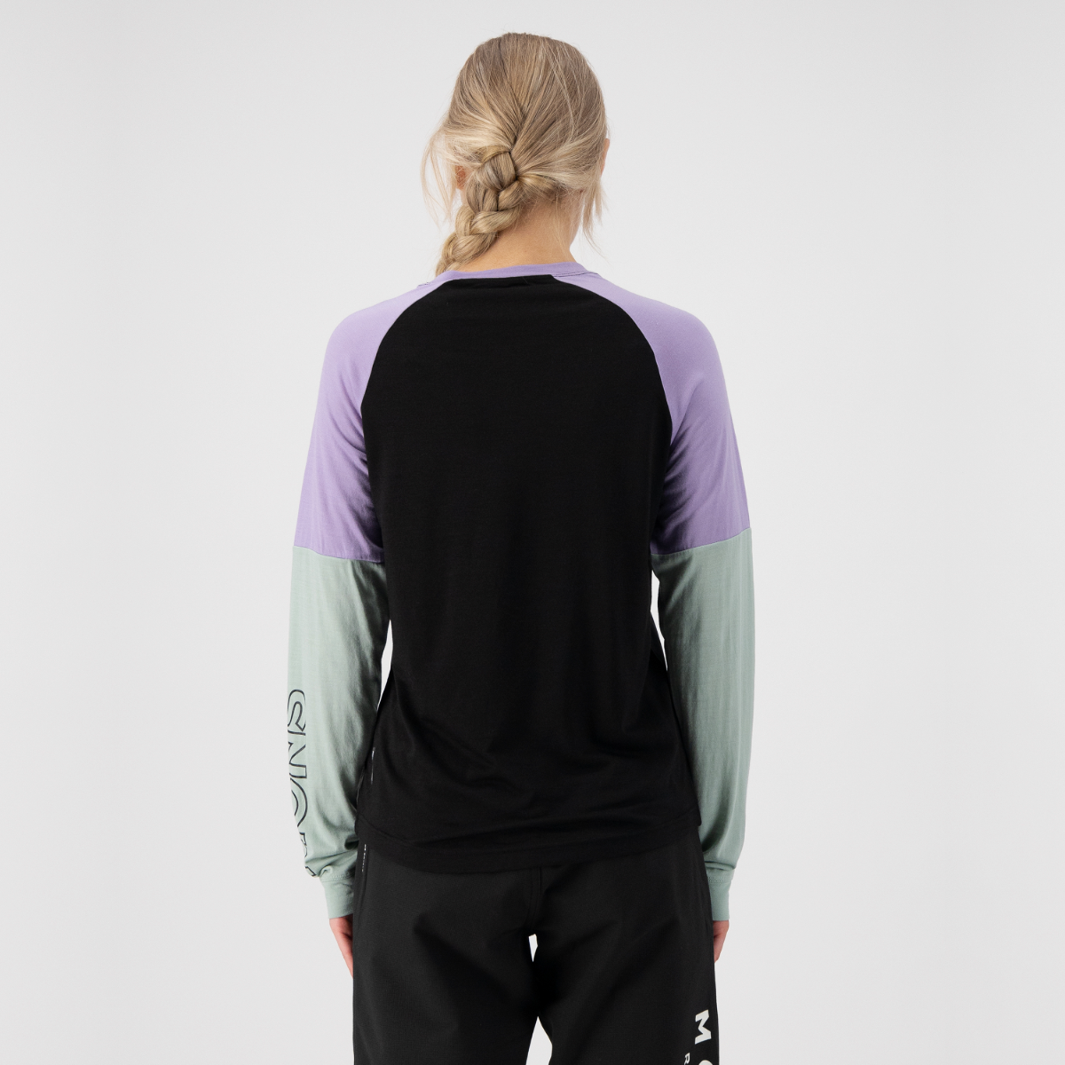 Mons Royale (Sample) - Women's Tarn Merino Shift Wind Jersey - Glacier/Lupin/Black