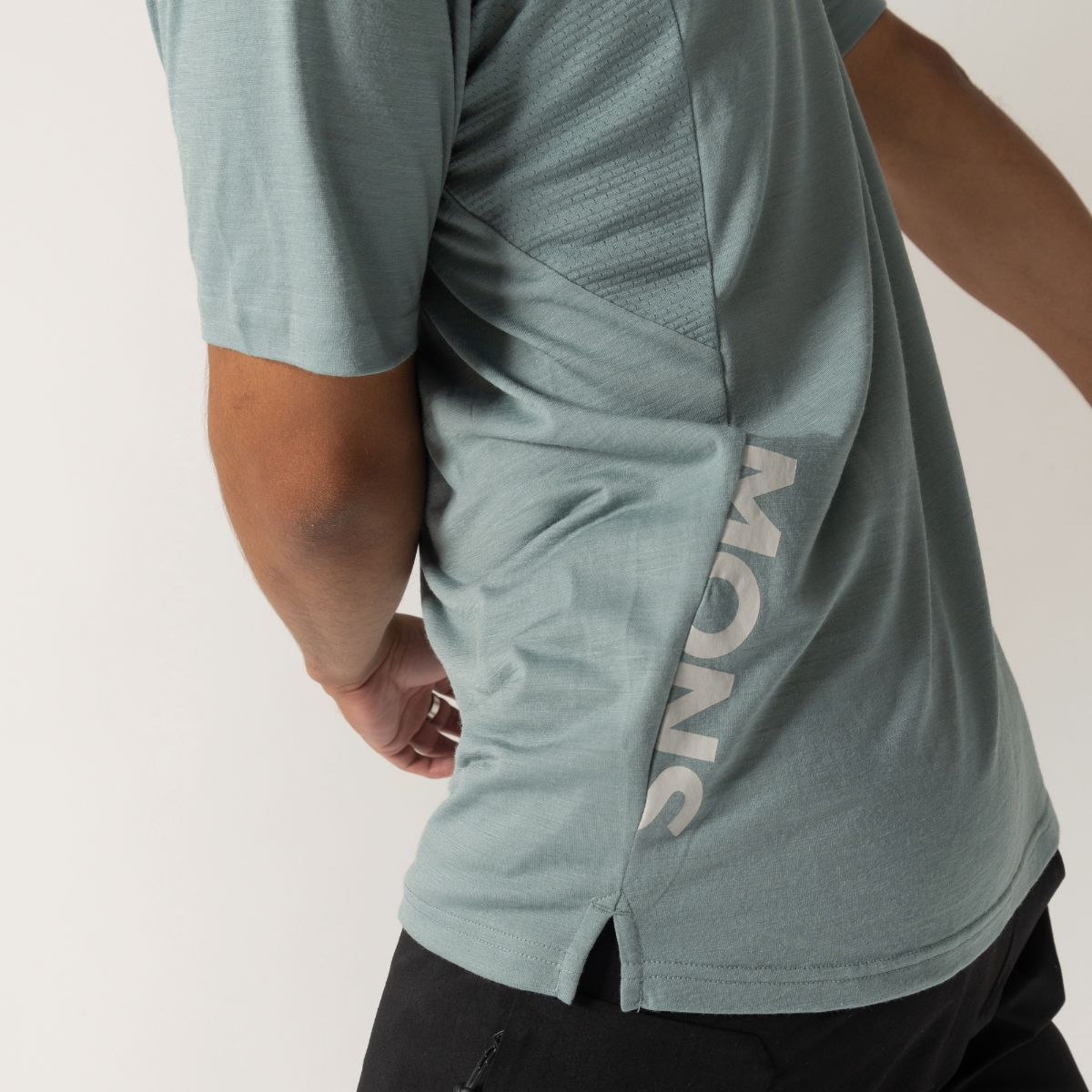 Mons Royale - Men's Diversion Merino Bike Jersey Short Sleeve - Desert Sage/Iron