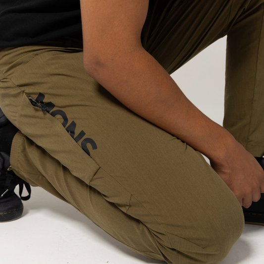 Mons Royale - Men's Diversion Merino Trail Pants - Dark Olive