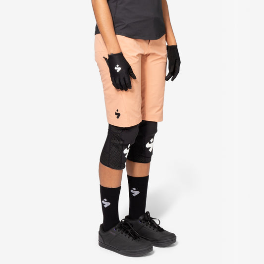 Sweet Protection - Women's Hunter Slashed Shorts - Rosebrown