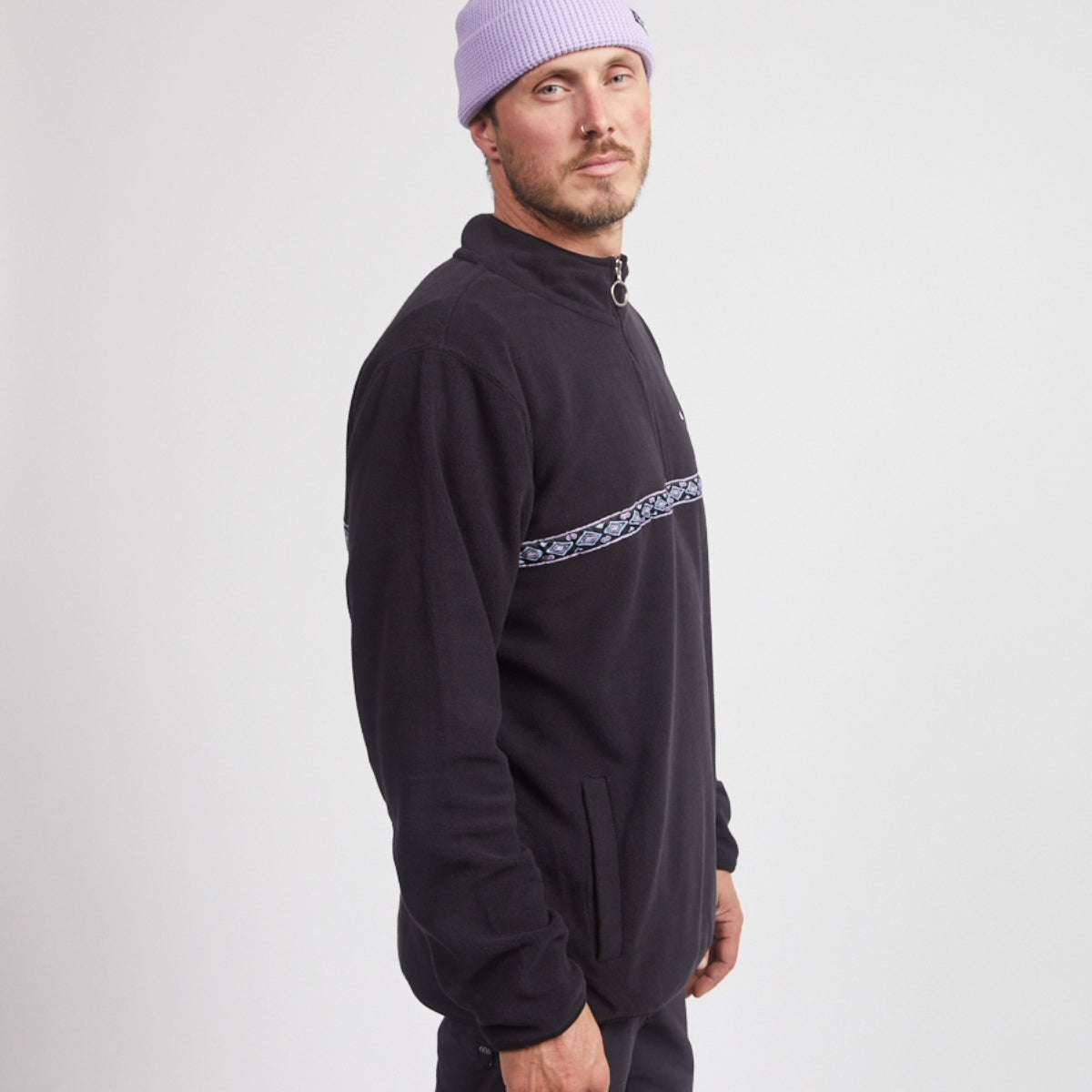 Yuki Threads - Unisex Vibes Fleece - Black