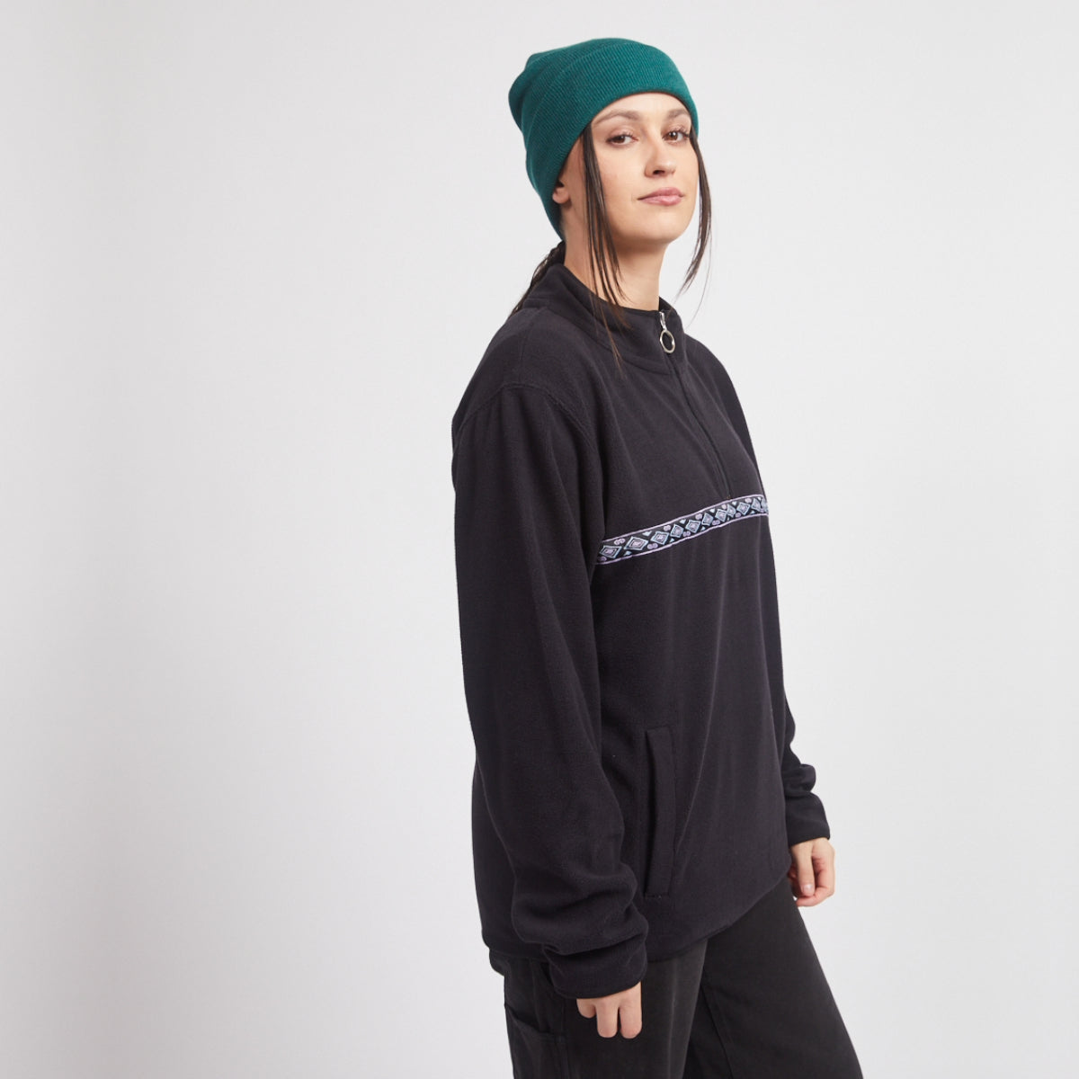 Yuki Threads - Unisex Vibes Fleece - Black