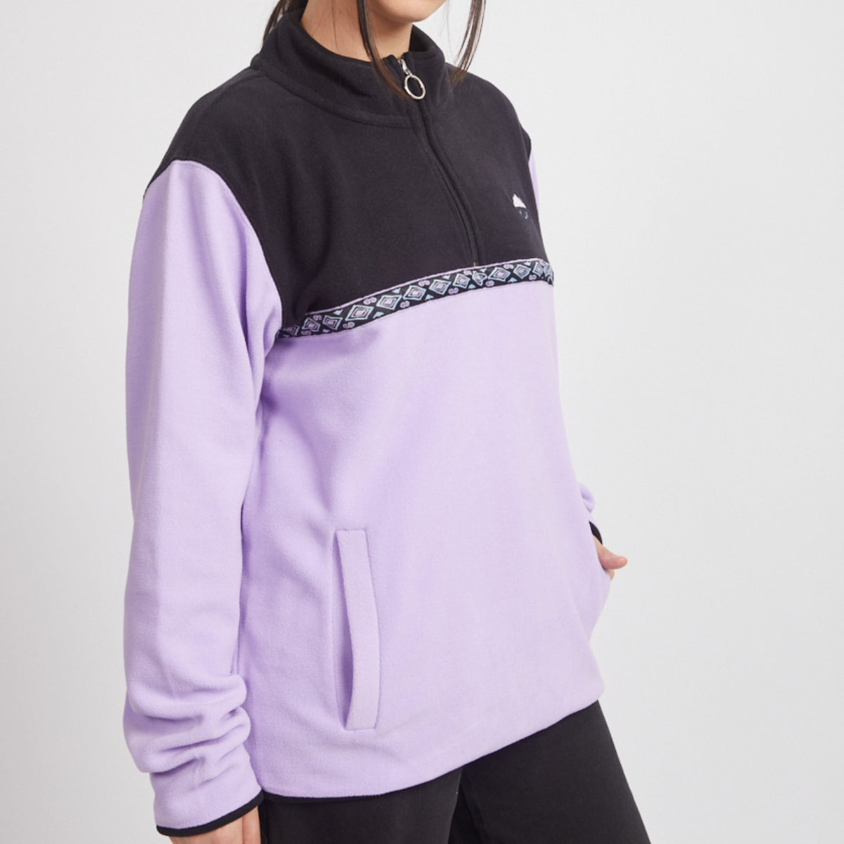 Yuki Threads - Unisex Vibes Fleece - Black / Purple Haze