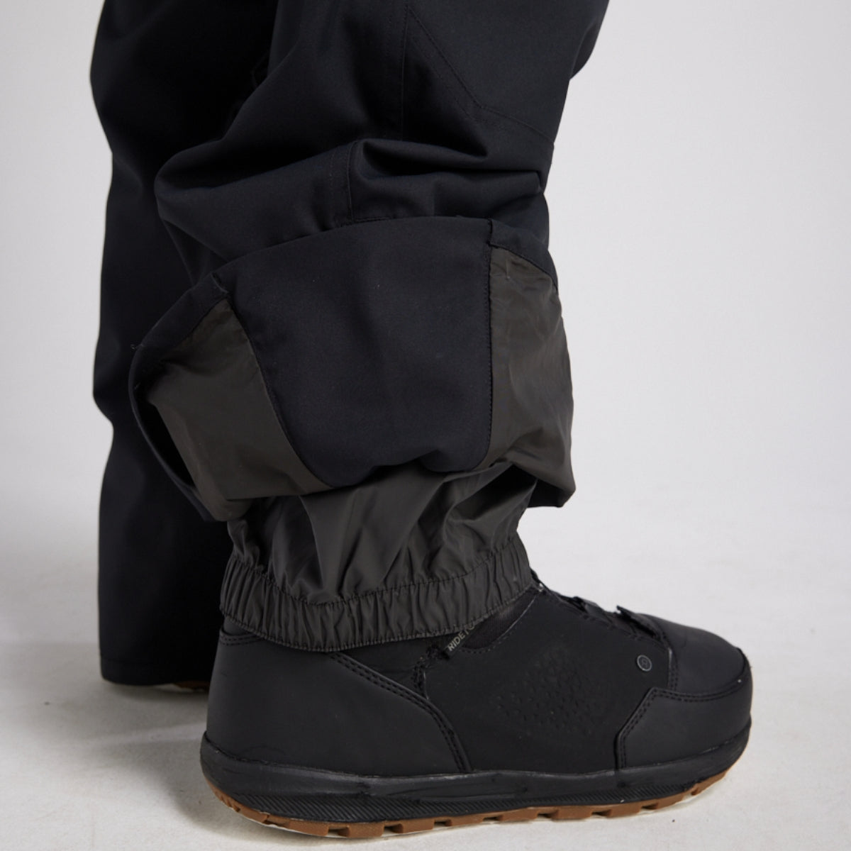 Yuki Threads - Unisex Northbound Bib - Black