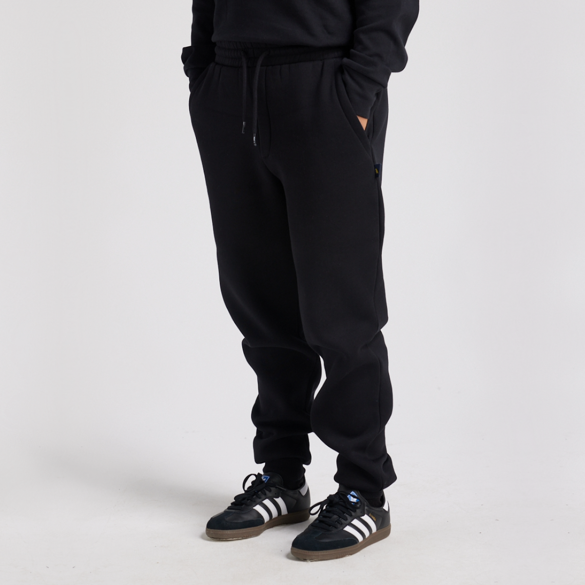 Yuki Threads (Sample) - Unisex Quitters - Black