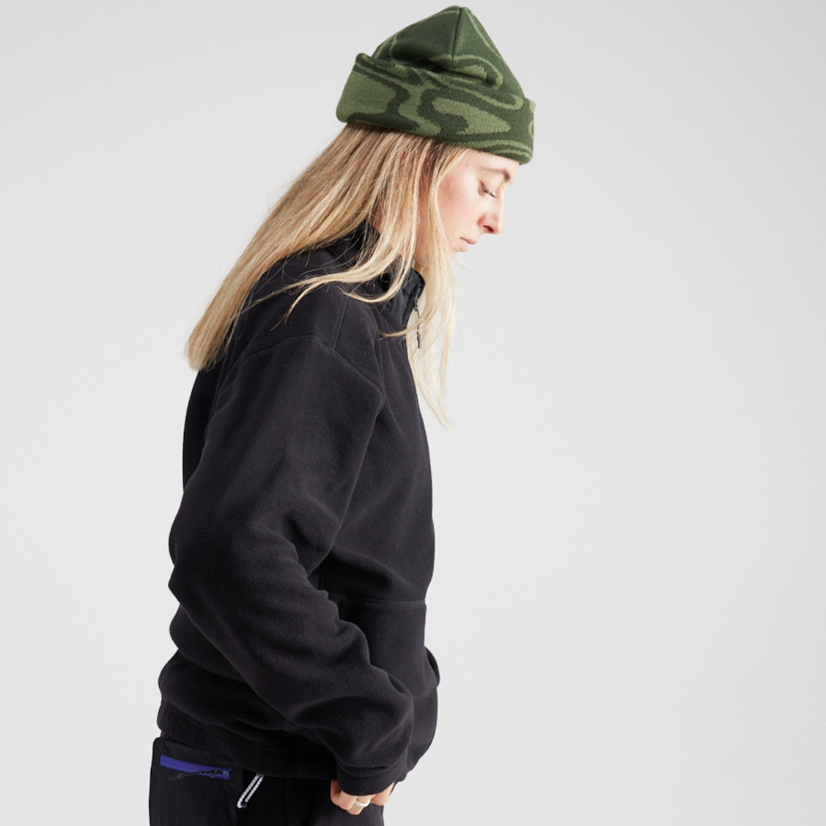 Yuki Threads - Unisex Eddie Fleece - Black