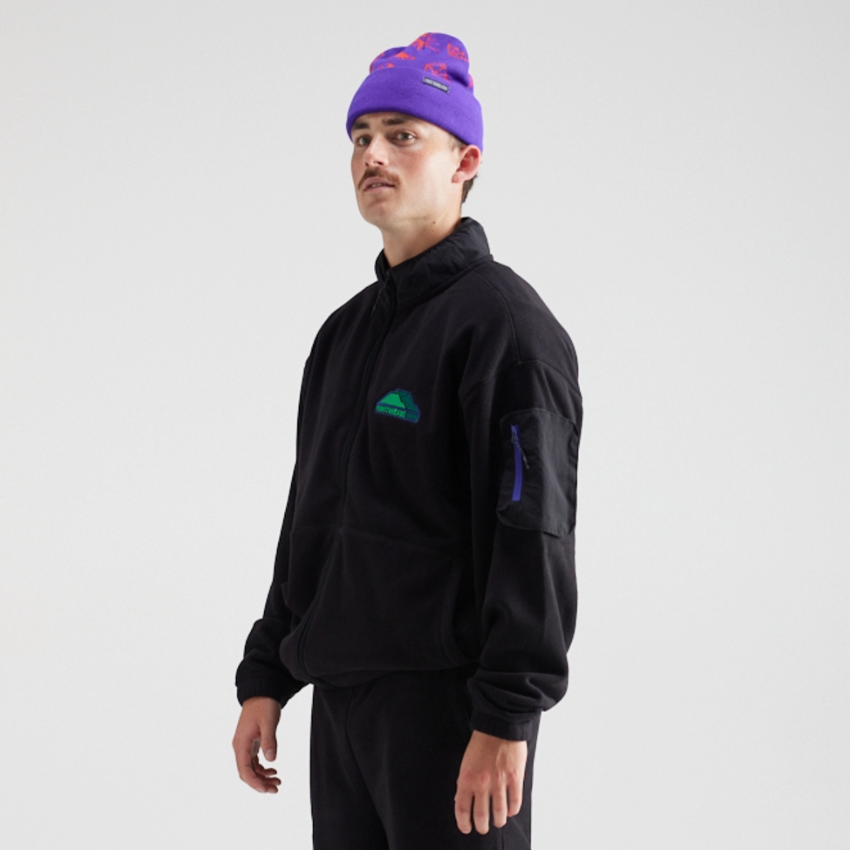 Yuki Threads - Unisex Eddie Fleece - Black