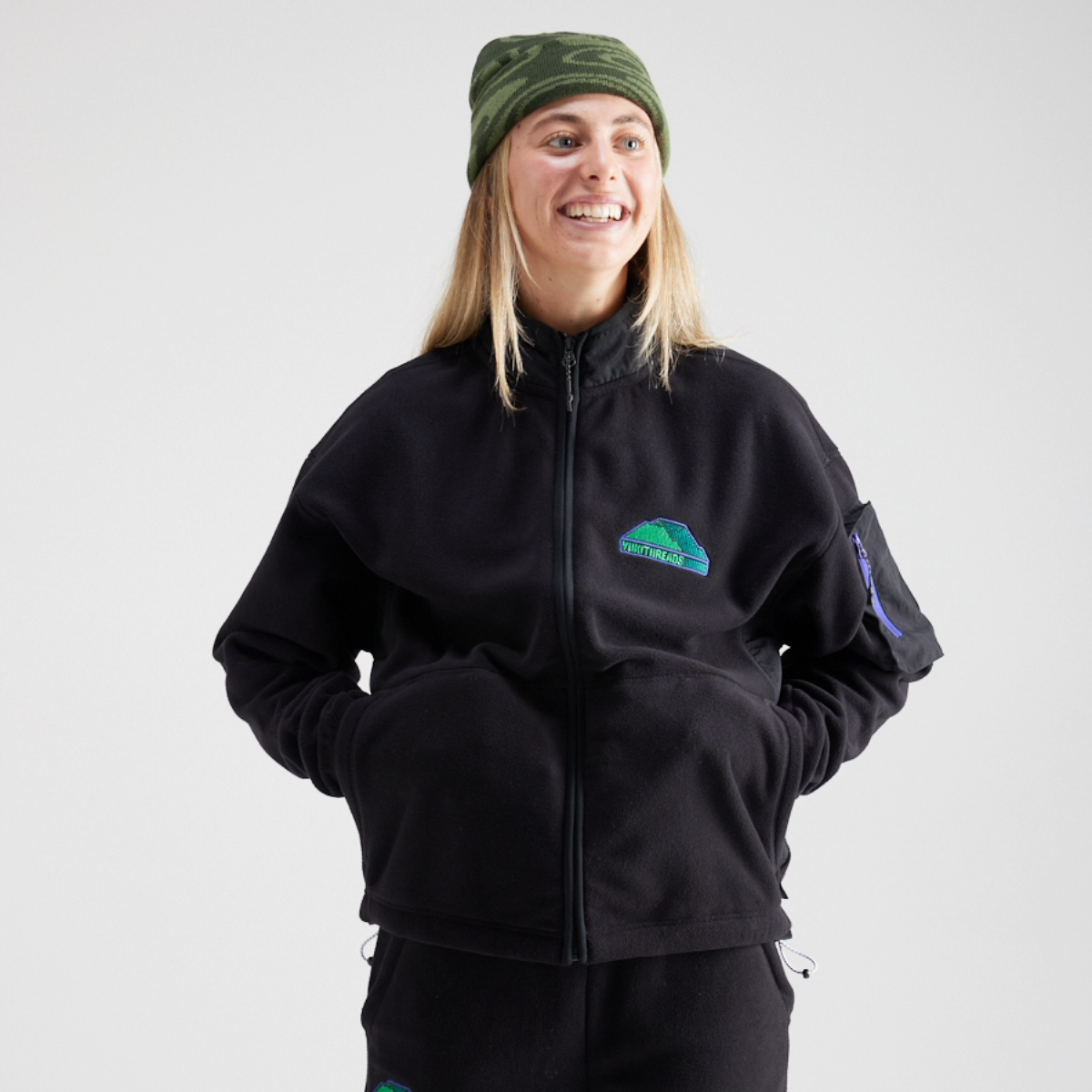 Yuki Threads - Unisex Eddie Fleece - Black