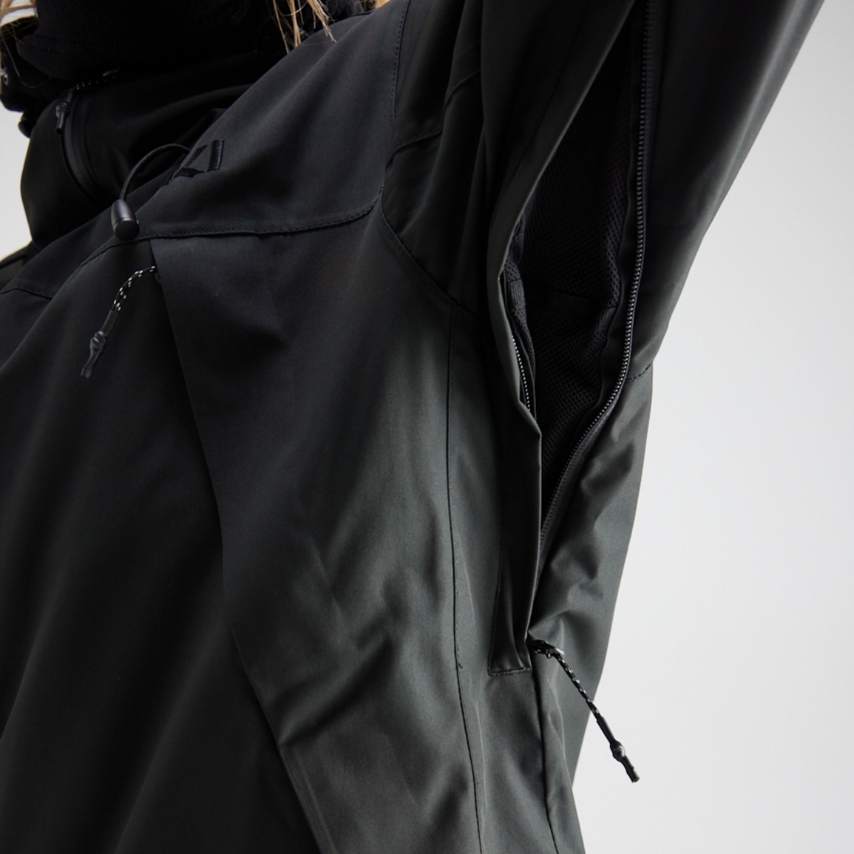 Yuki Threads - Unisex Street Jacket - Black