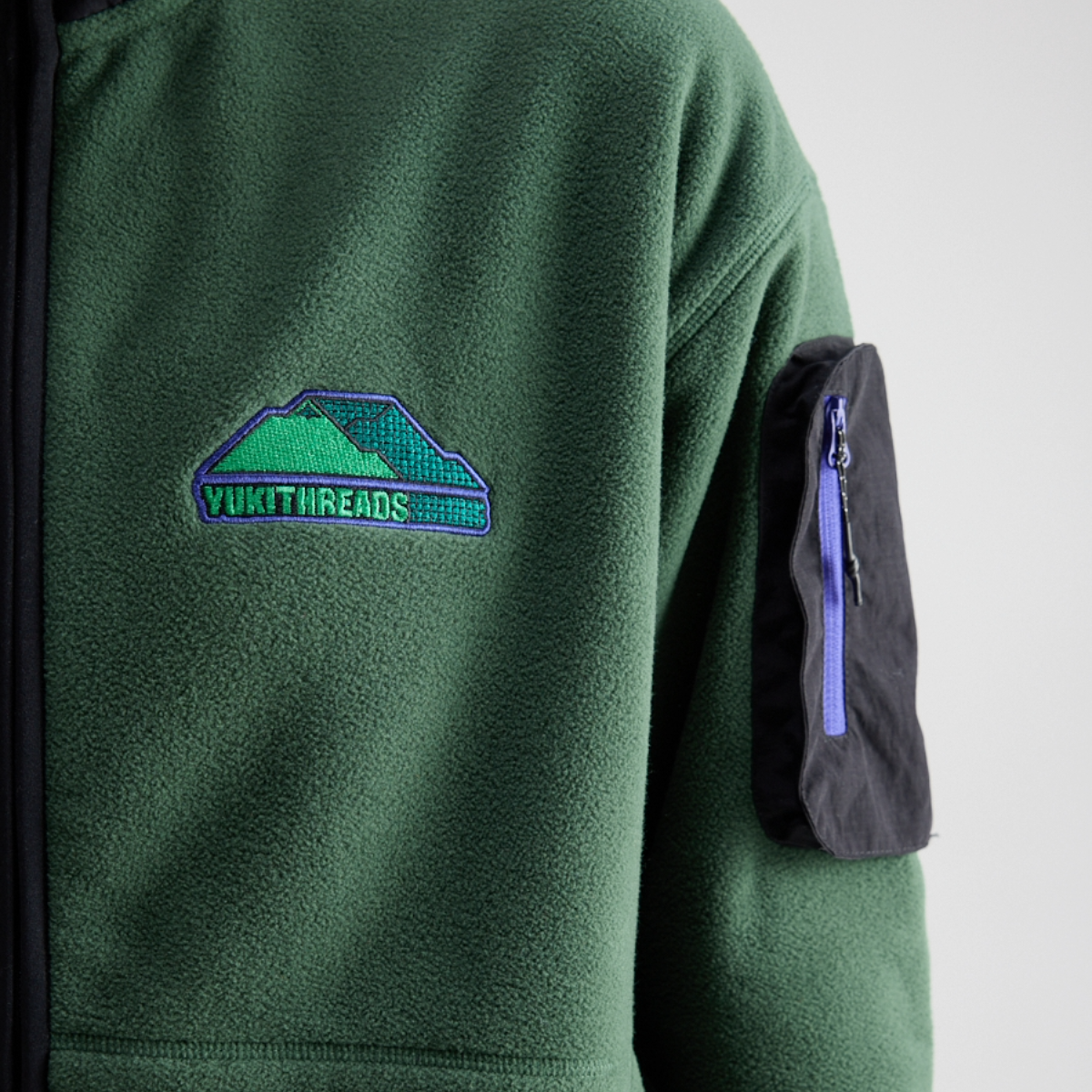Yuki Threads - Unisex Eddie Fleece - Sycamore