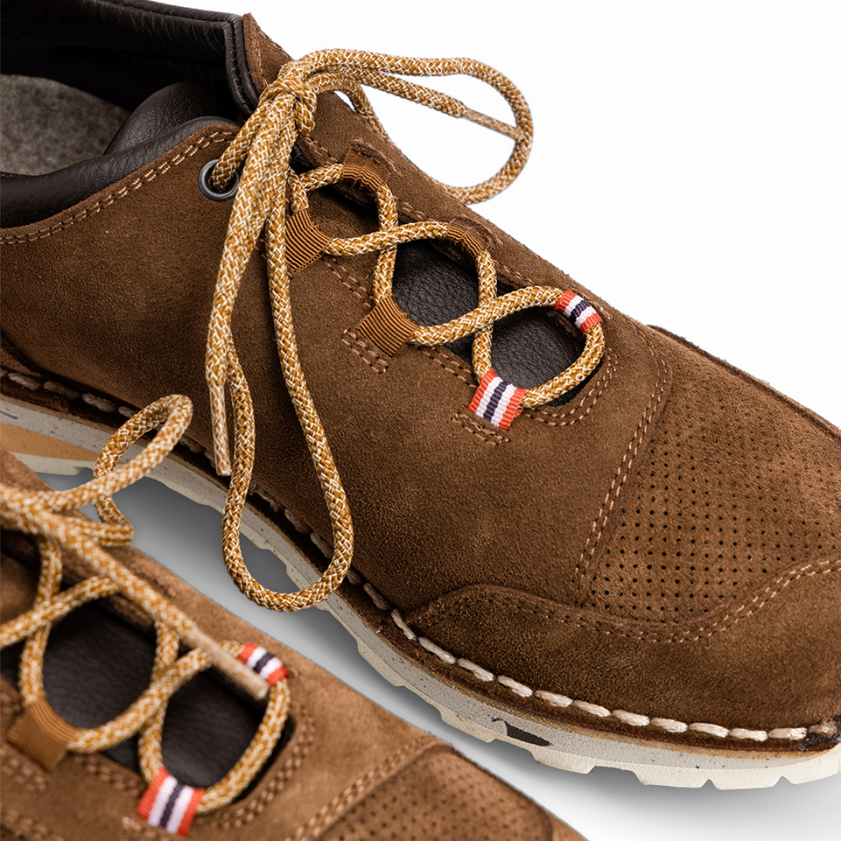 Amundsen Sports - Unisex V-Bond Sneakers - Brown