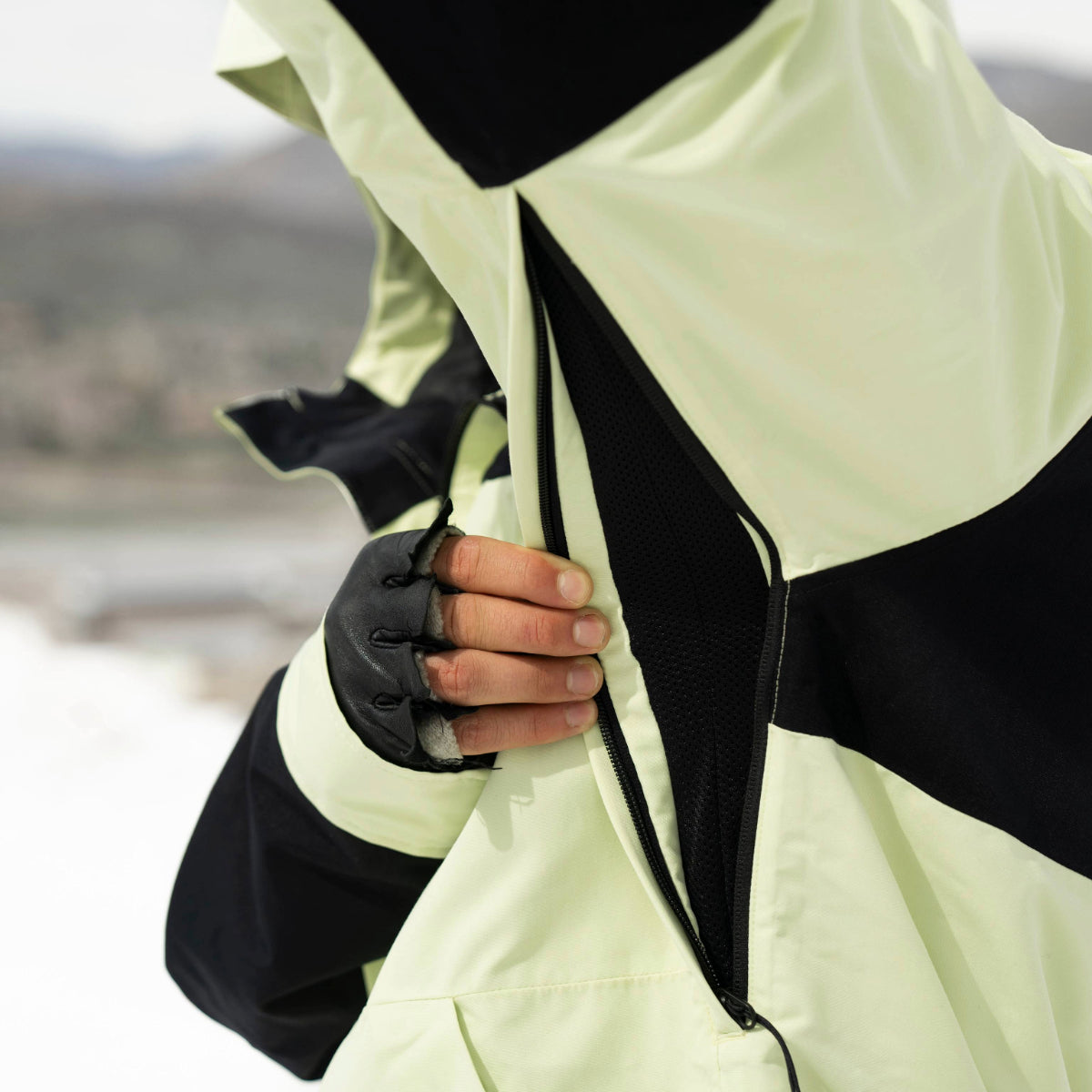 Armada (Sample) - Men's Bergs 2L Insulated Jacket - Lume