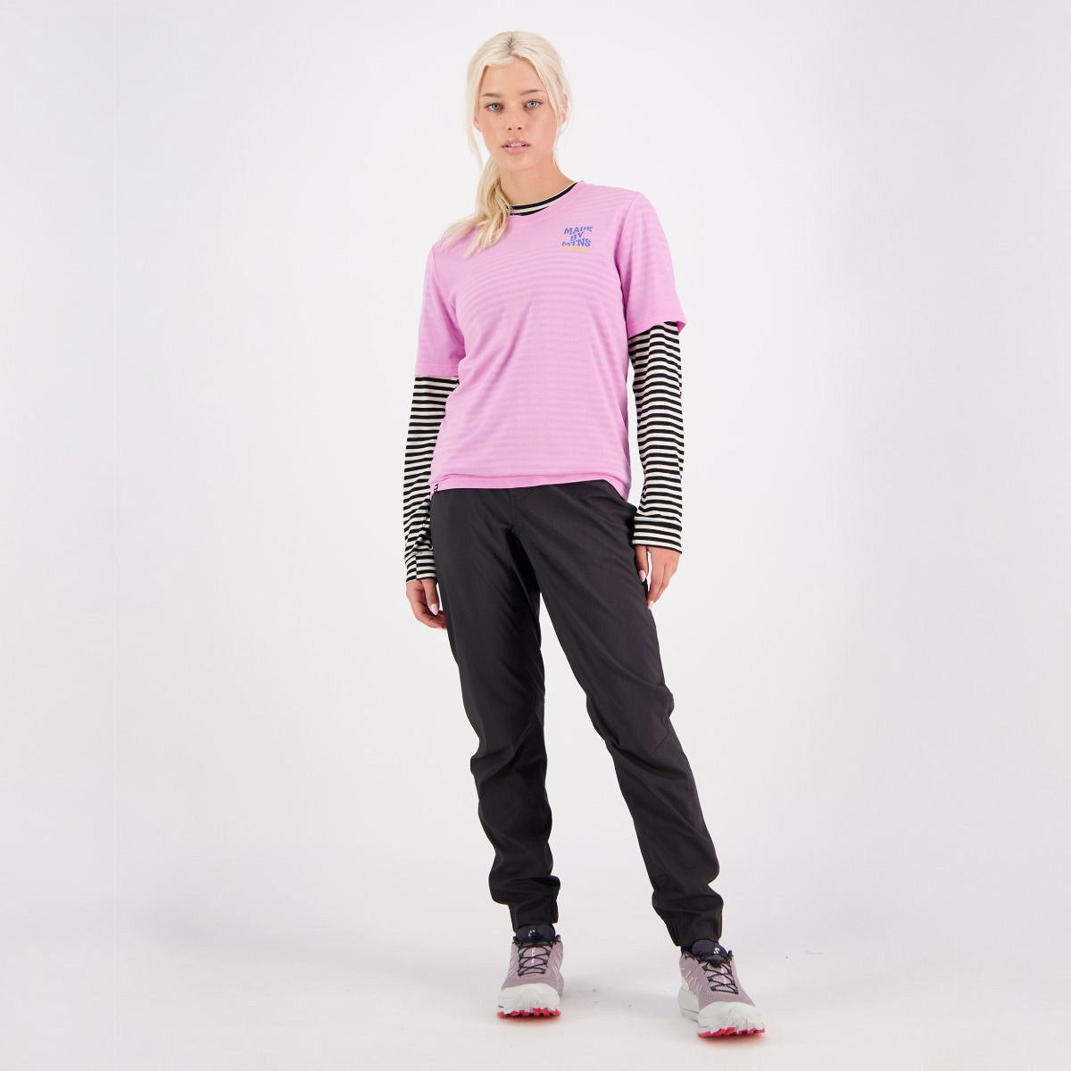 Mons Royale (Sample) - Women's Icon Relaxed Tee - Pop Pink