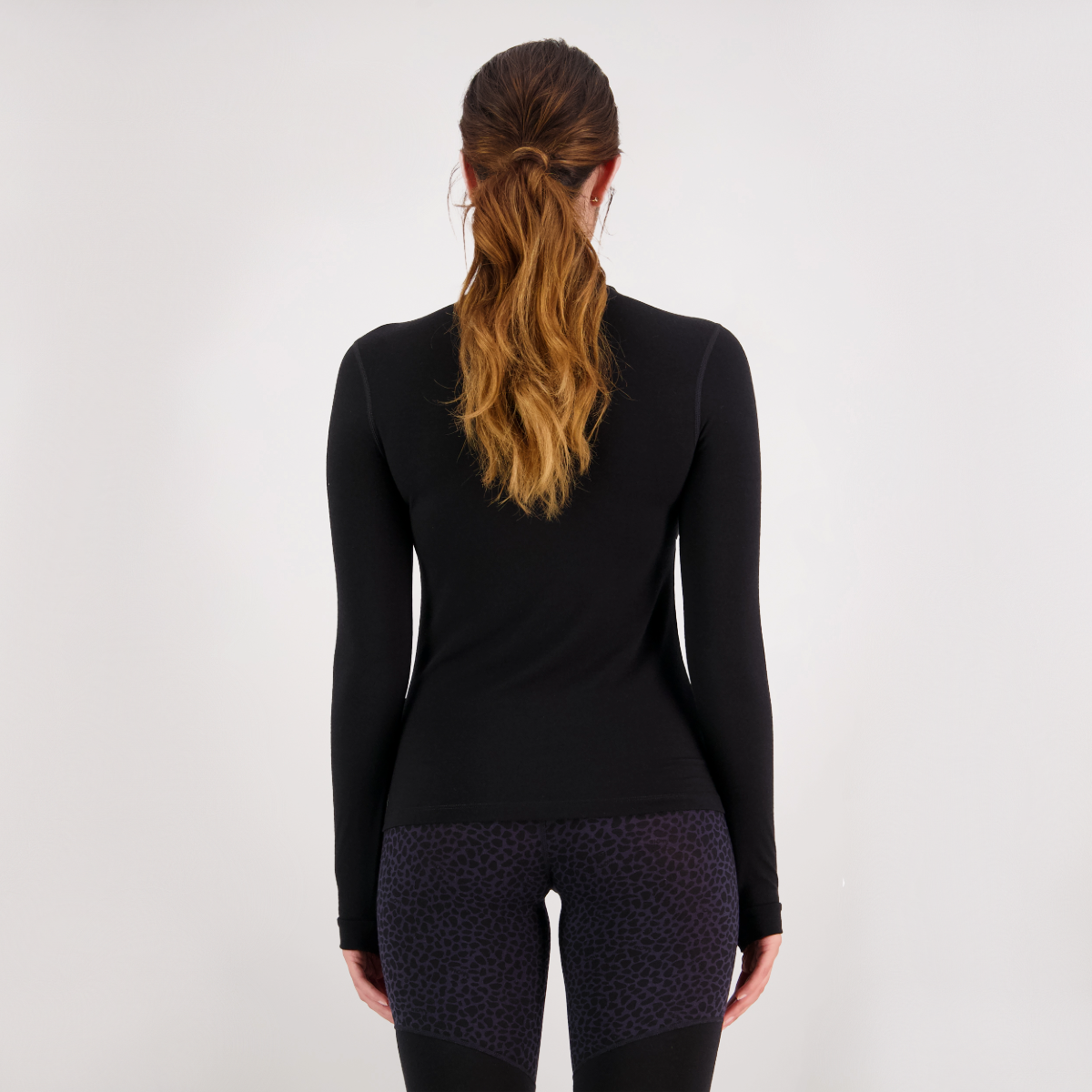 Mons Royale - Women's Cascade Merino Base Layer Mock Neck Long Sleeve - Black