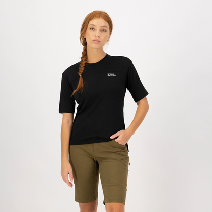 Mons Royale (Sample) - Women's Diversion Merino Short Sleeve Jersey - Black - Futureproof.life