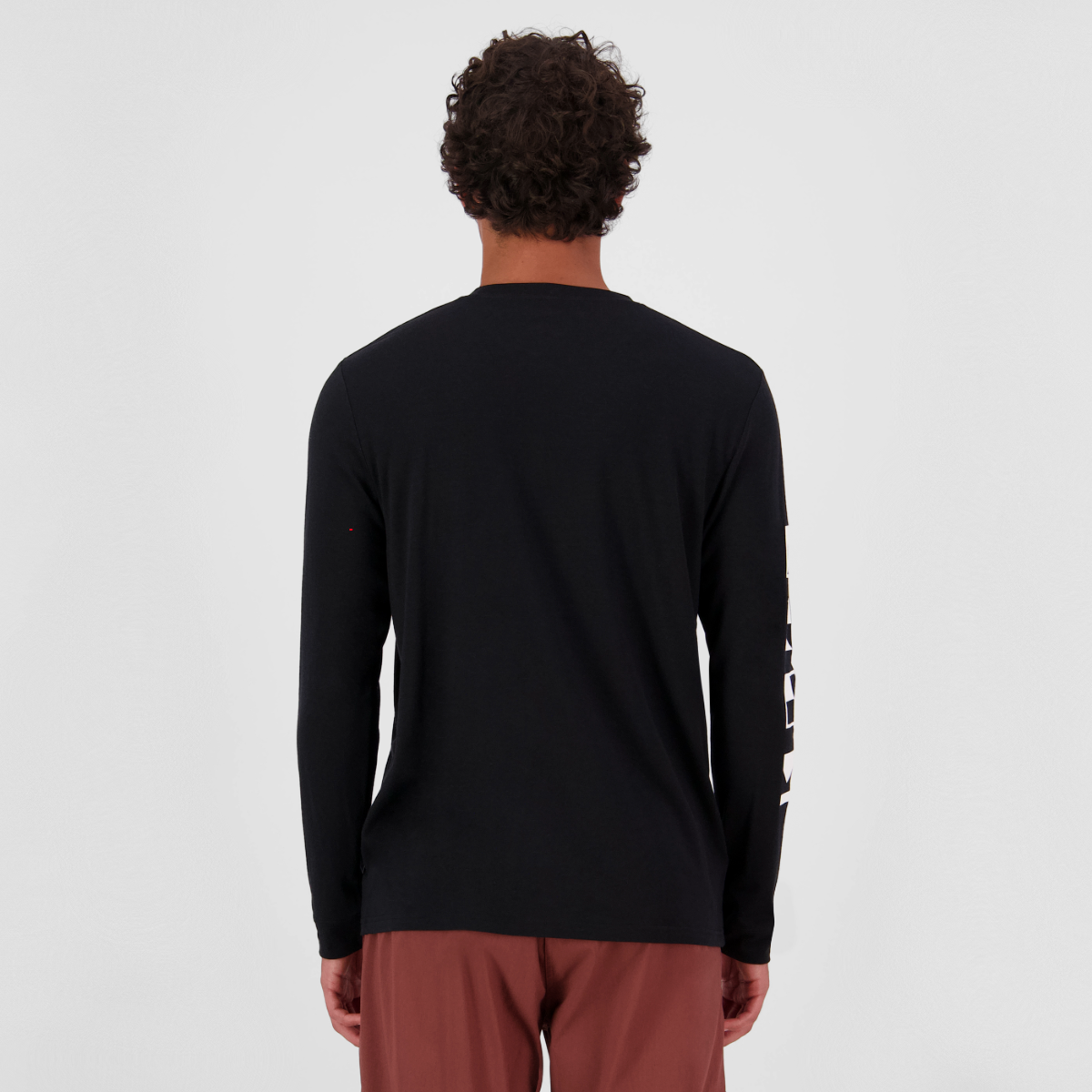 Mons Royale (Sample) - Men's Icon Merino Classic Long Sleeve - Black - Futureproof.life