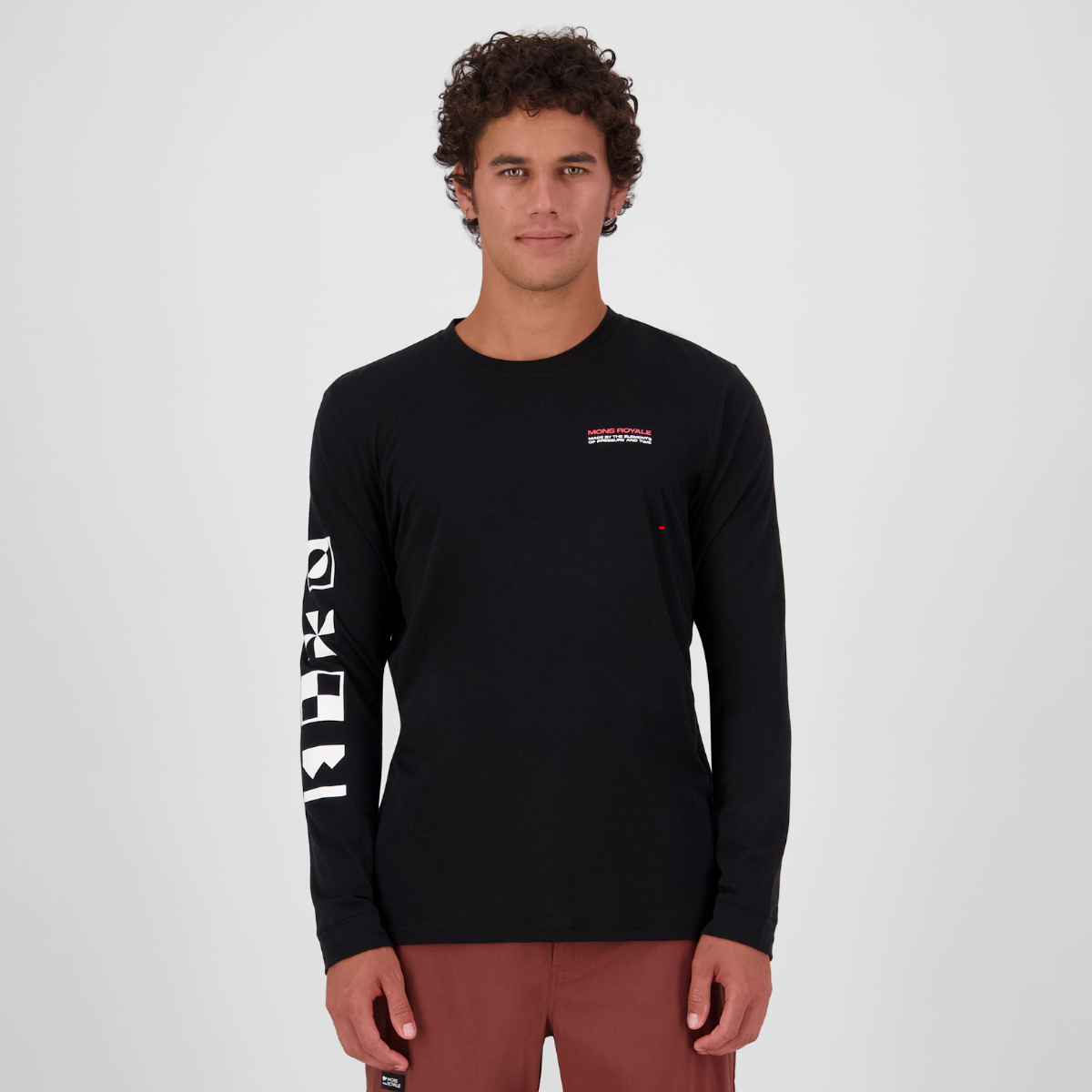 Mons Royale (Sample) - Men's Icon Merino Classic Long Sleeve - Black - Futureproof.life