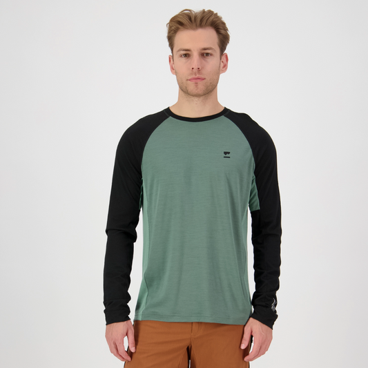 Mons Royale (Sample) - Men's Tarn Merino Long Sleeve - Cypress/Black/Thyme