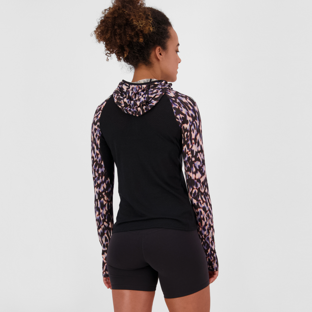 Mons Royale (Sample) - Women's Bella Merino Long Sleeve Hood - Rock Leopard/Black - Futureproof.life
