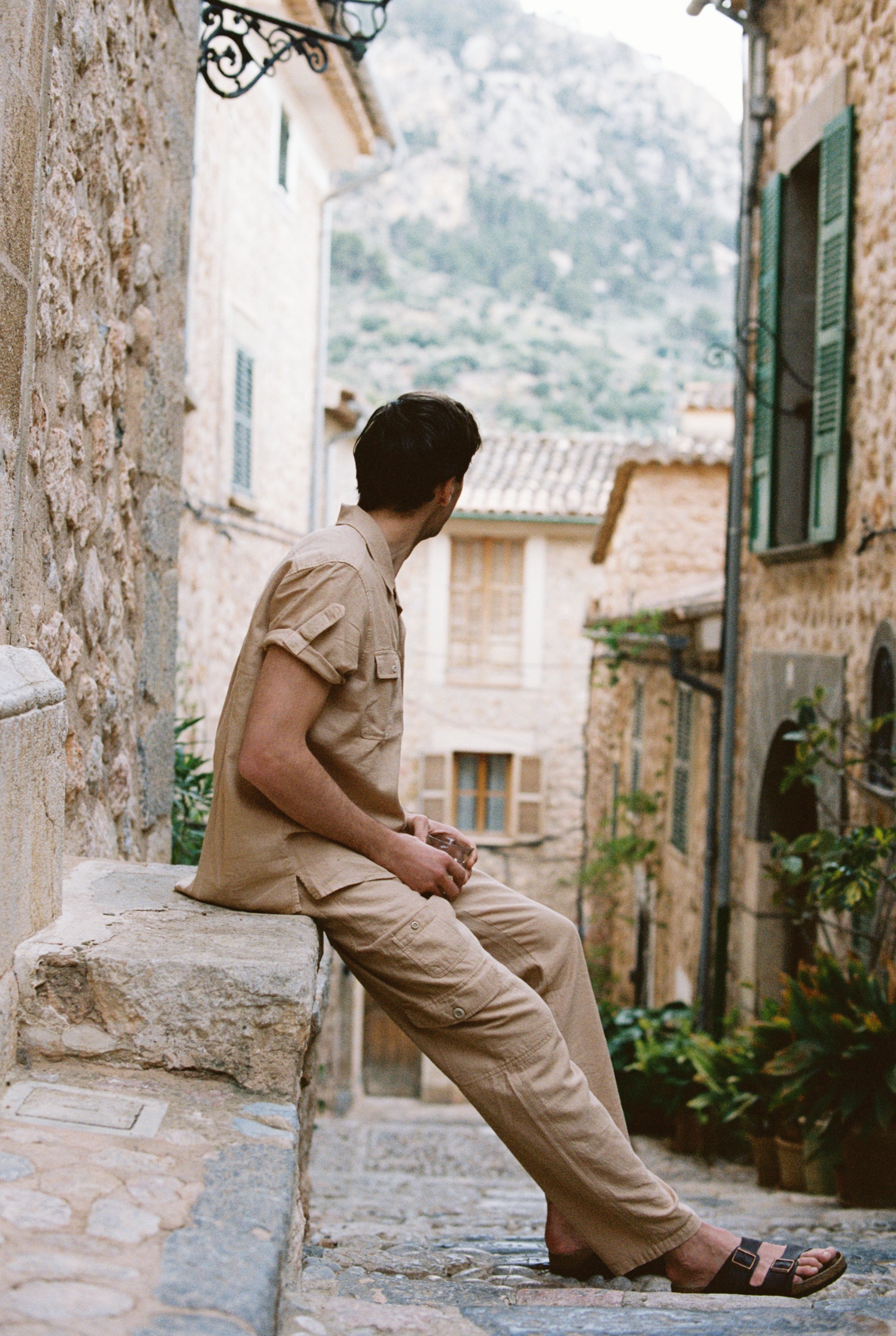 Amundsen Sports (Sample) - Men's Traveller's Linen Pants - Olive