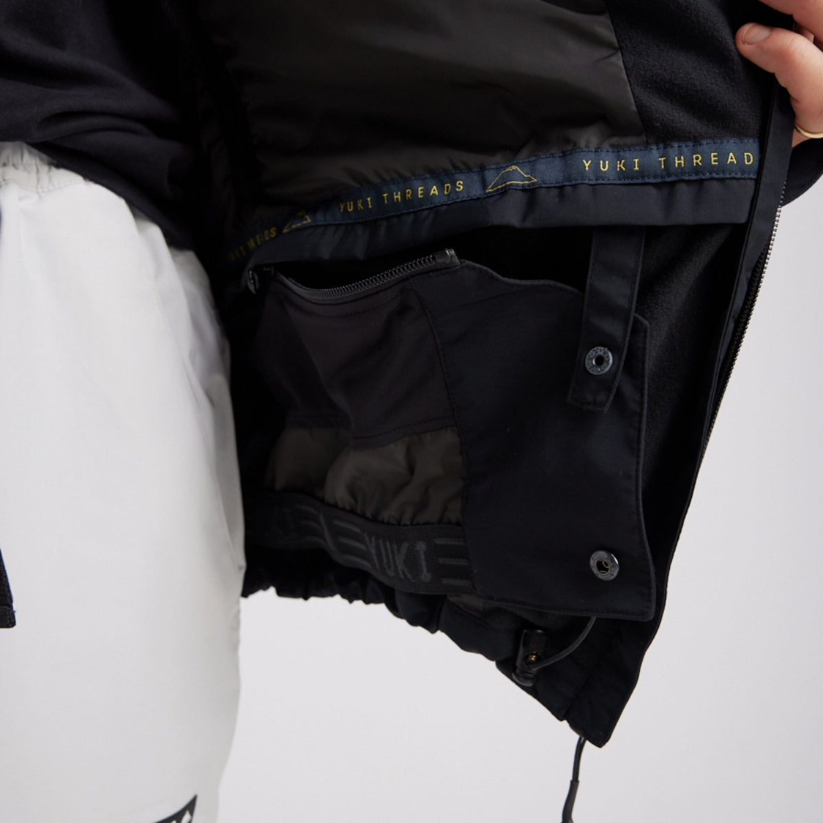 Yuki Threads - Unisex Bilbo Jacket - Black