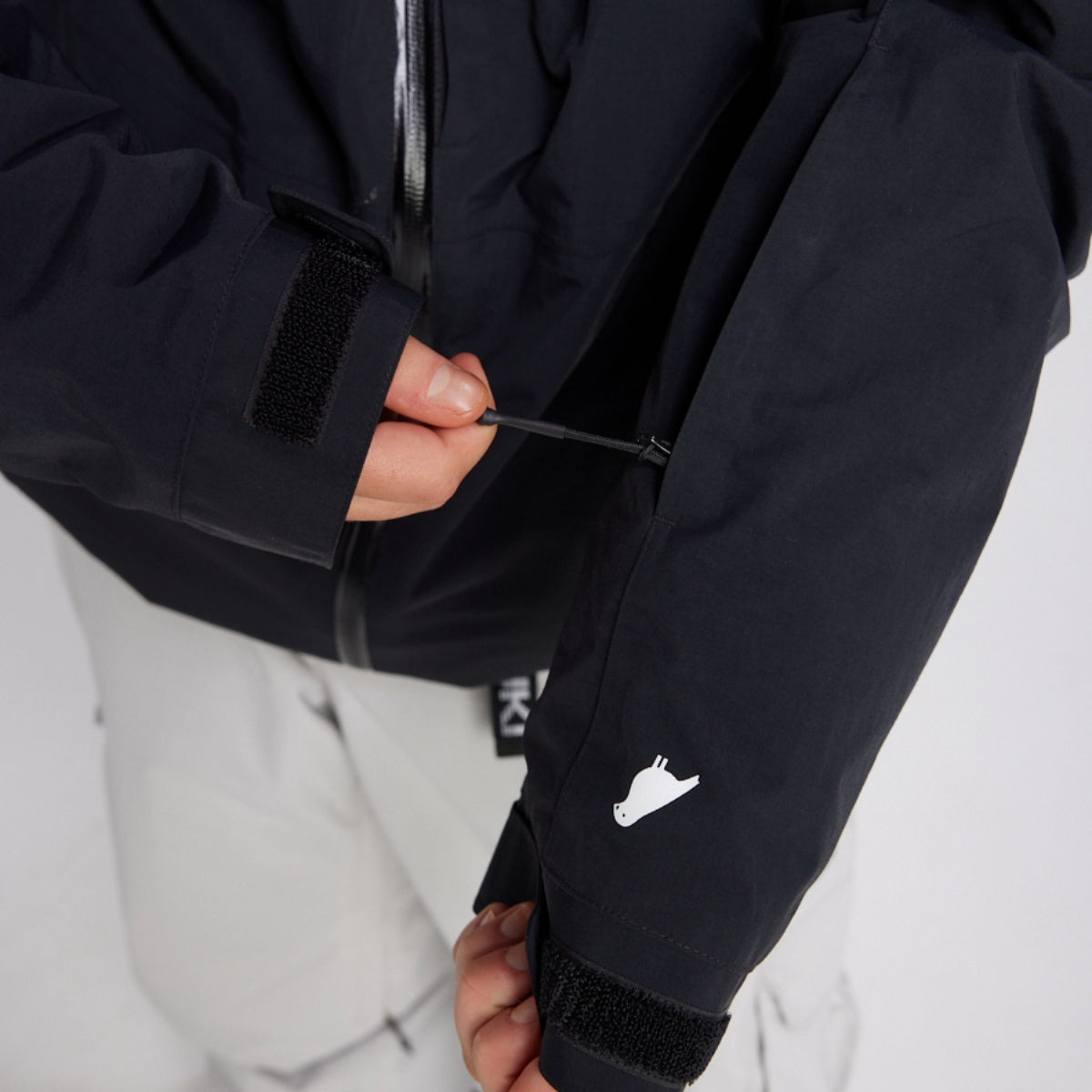 Yuki Threads - Unisex Bilbo Jacket - Black